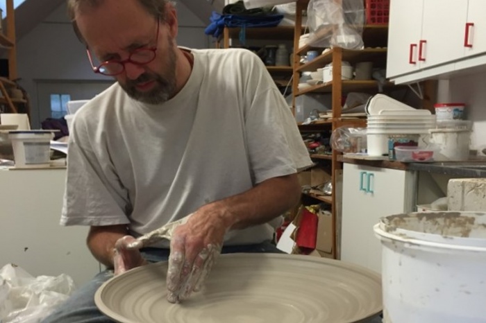 Throwing a plate