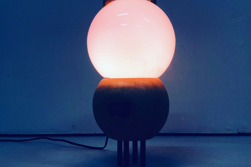 Le Chat desk lamp