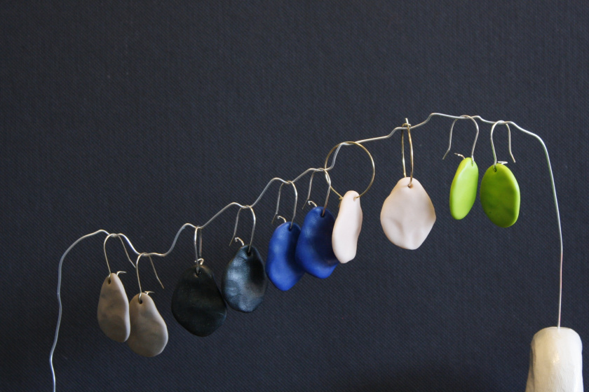 handcrafted earrings with inspiration from nature by @w__ease